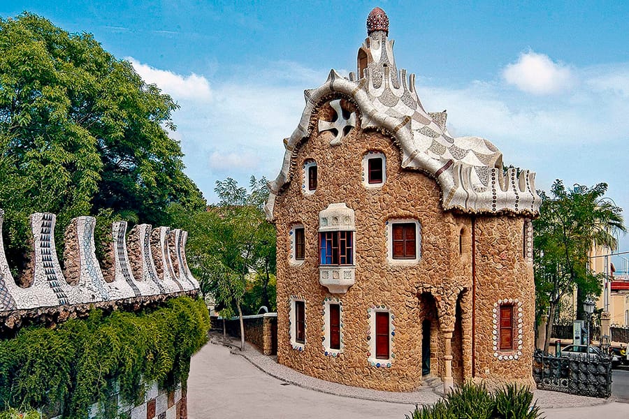 park-guell-barcelona-gaudi spanaly